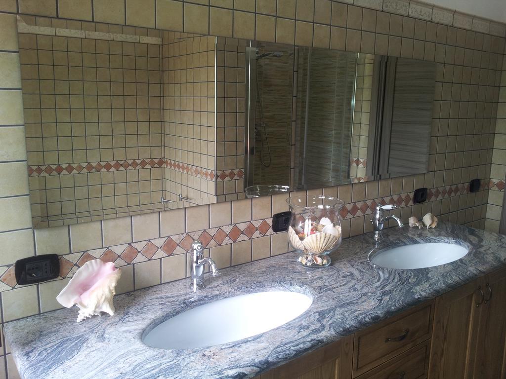Sopra Le Laure B&B Laureana di Borrello Rom bilde